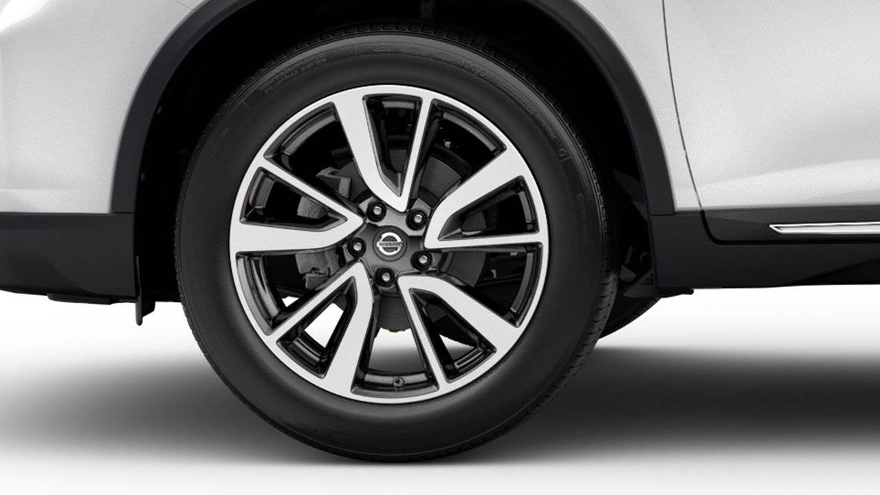 2018-nissan-rogue-crossover-alloy-wheels-large.jpg